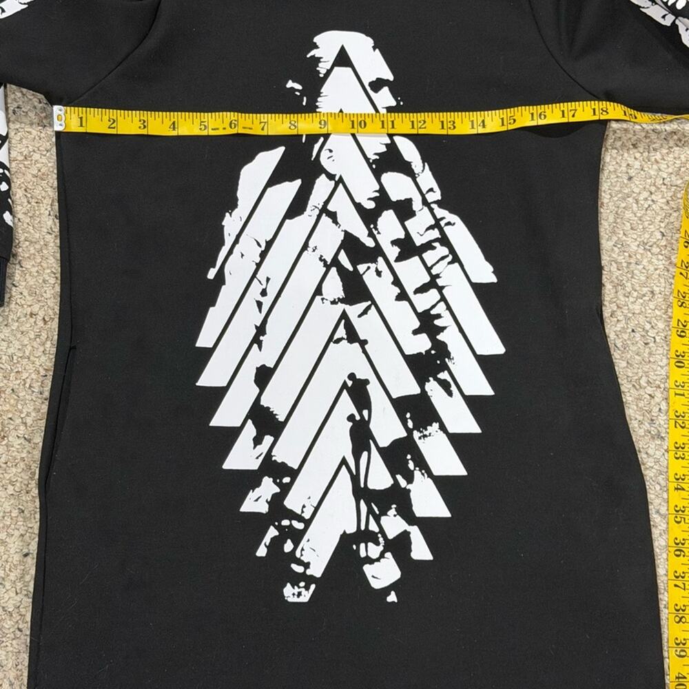 Korean Streetwear Graphic Sweatshirt Midi Dress with Pockets - Black/White - Med - Picture 5 of 9